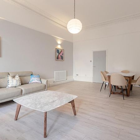 Kensington 2 Bed 2 Bath Apartment For 5 Guests London Kültér fotó