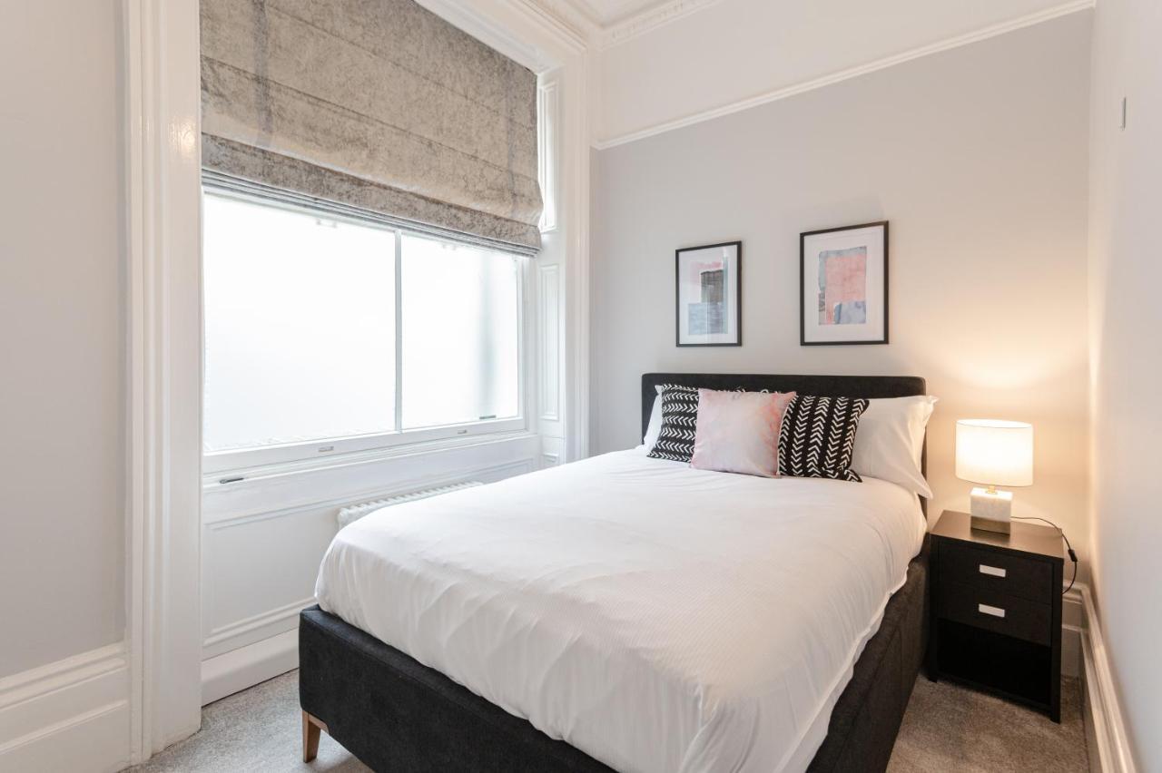 Kensington 2 Bed 2 Bath Apartment For 5 Guests London Kültér fotó