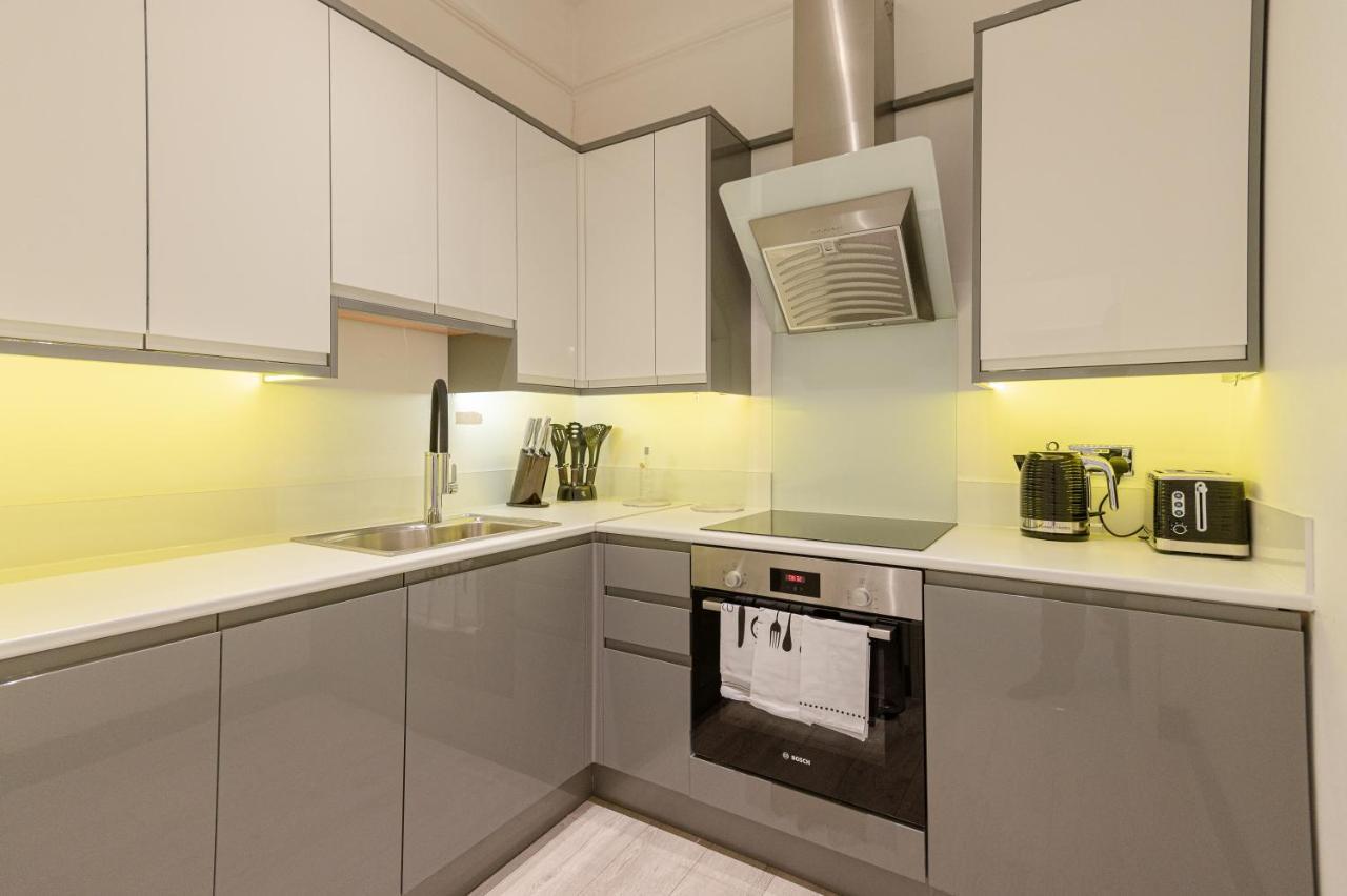 Kensington 2 Bed 2 Bath Apartment For 5 Guests London Kültér fotó