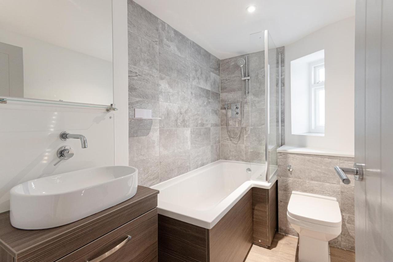 Kensington 2 Bed 2 Bath Apartment For 5 Guests London Kültér fotó